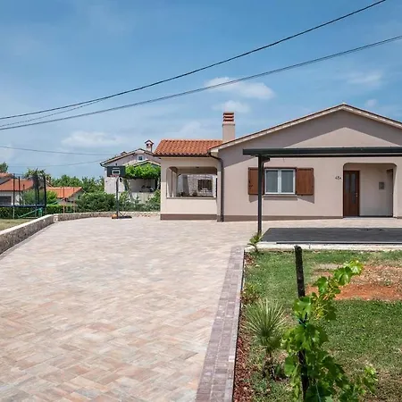 Casa Sotte 度假居 Nedeščina